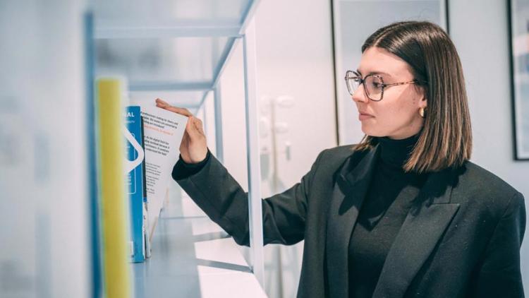 École de commerce ou université : quelle différence ?